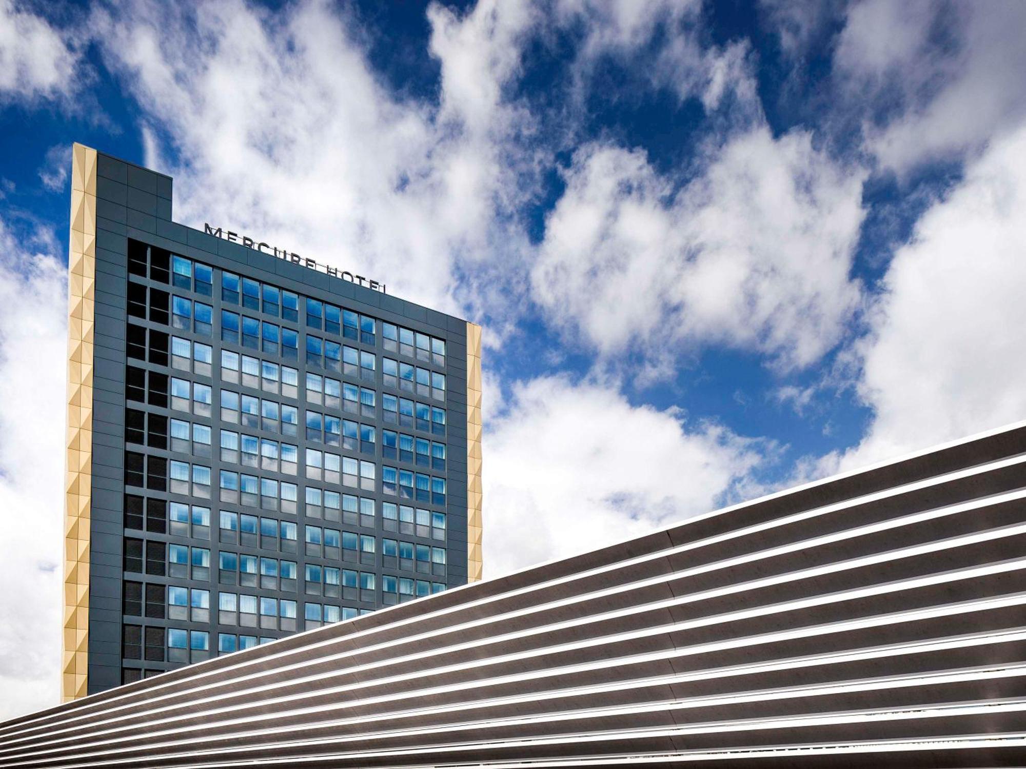 Mercure Newport Exterior photo