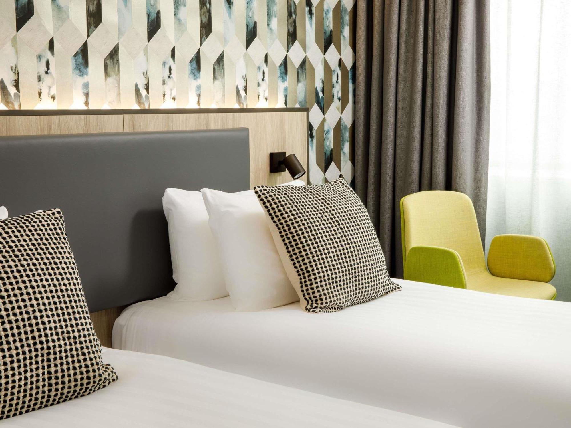 Mercure Newport Exterior photo